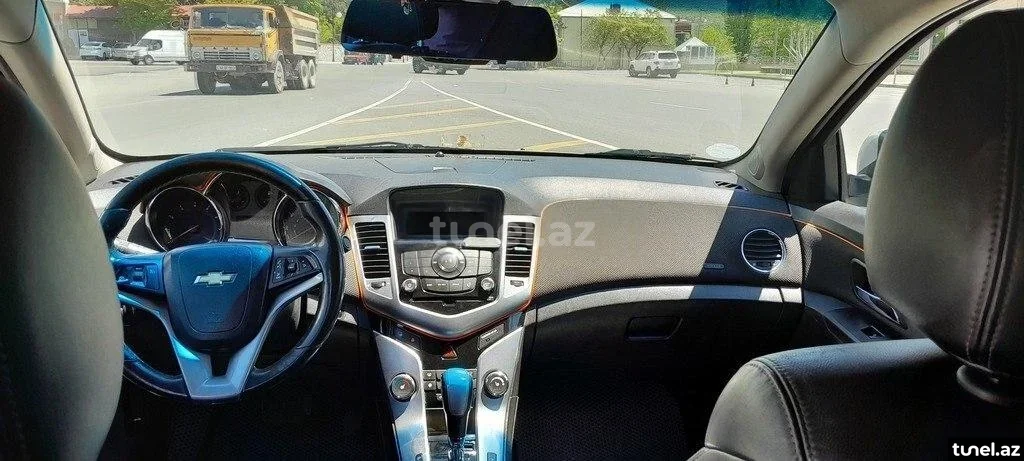Chevrolet Cruze 2012