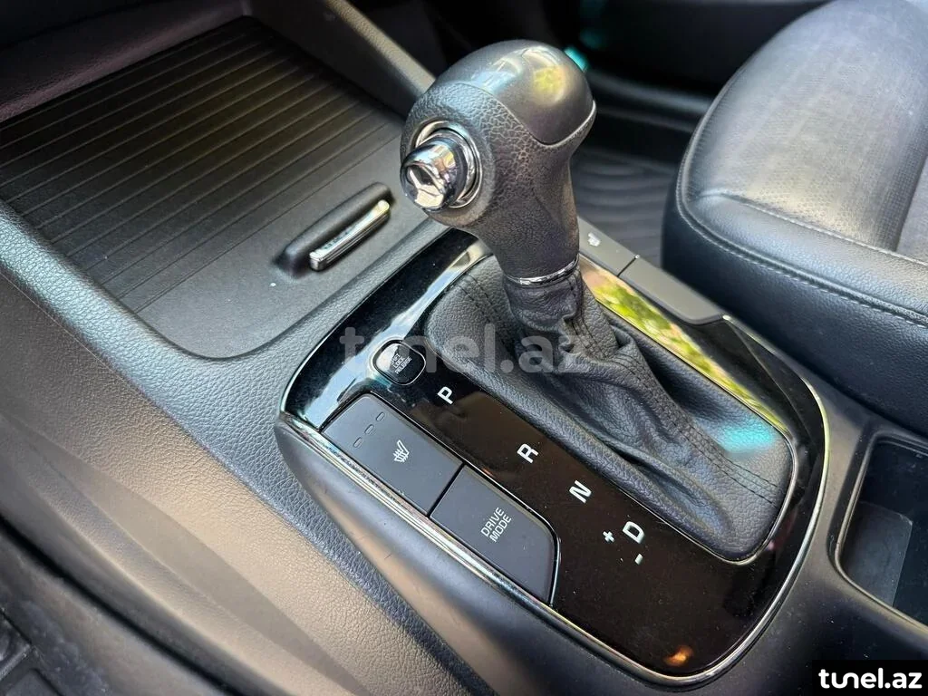 Kia K3 2016