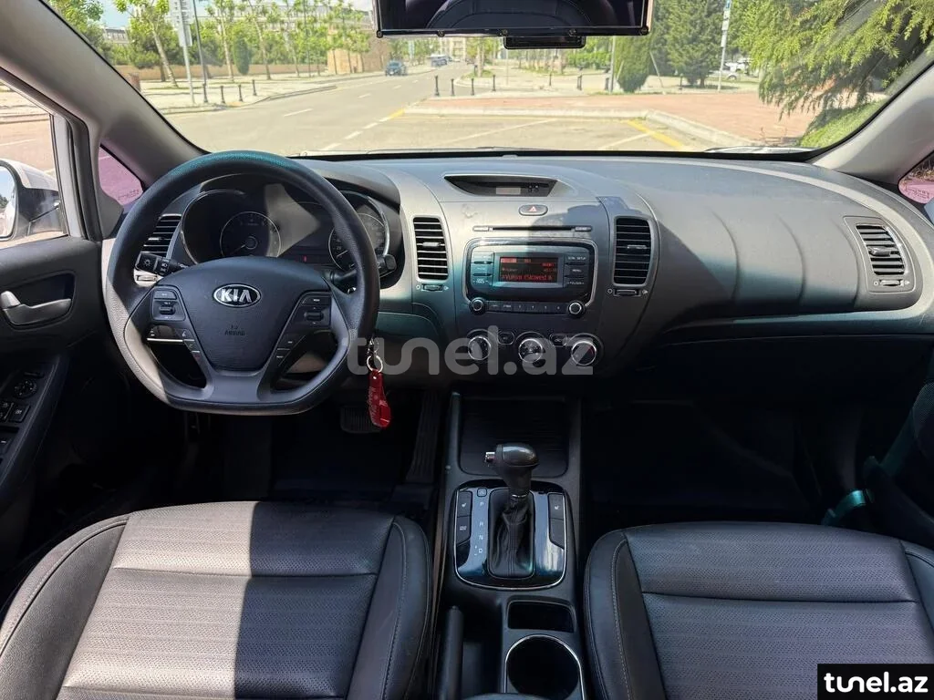 Kia K3 2016