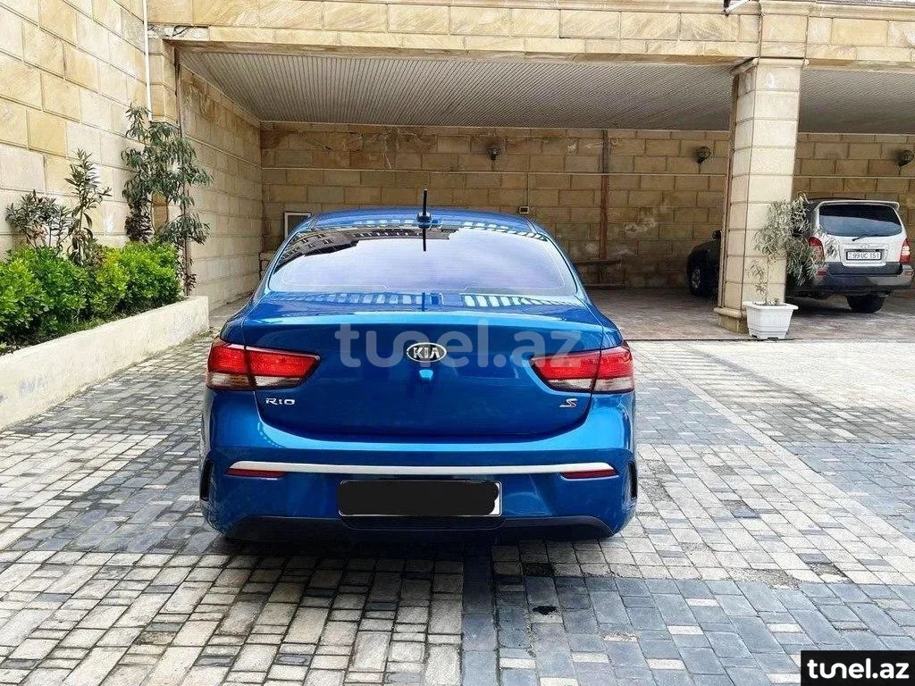 Kia Rio 2021