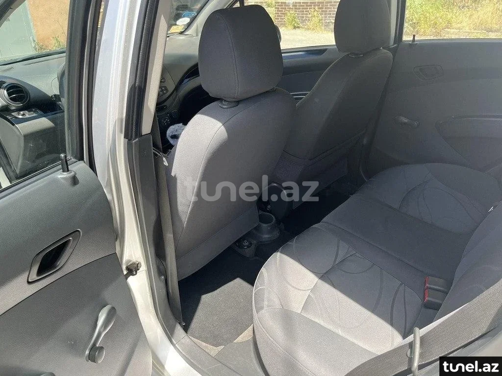 Chevrolet Spark 2012