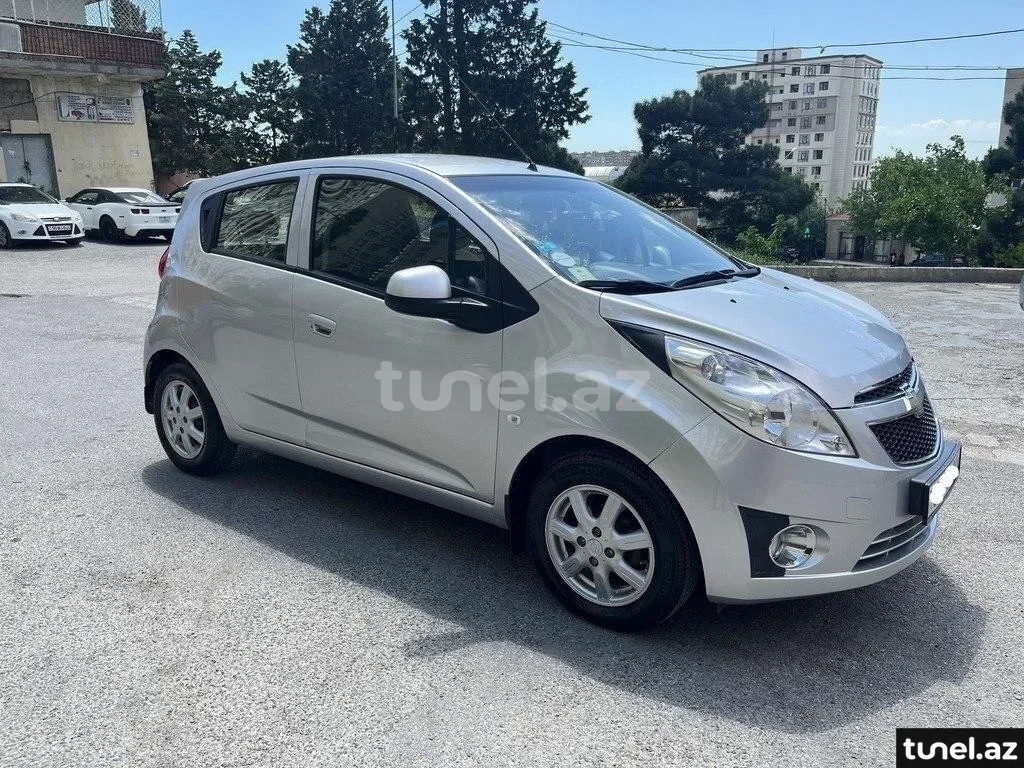 Chevrolet Spark 2012