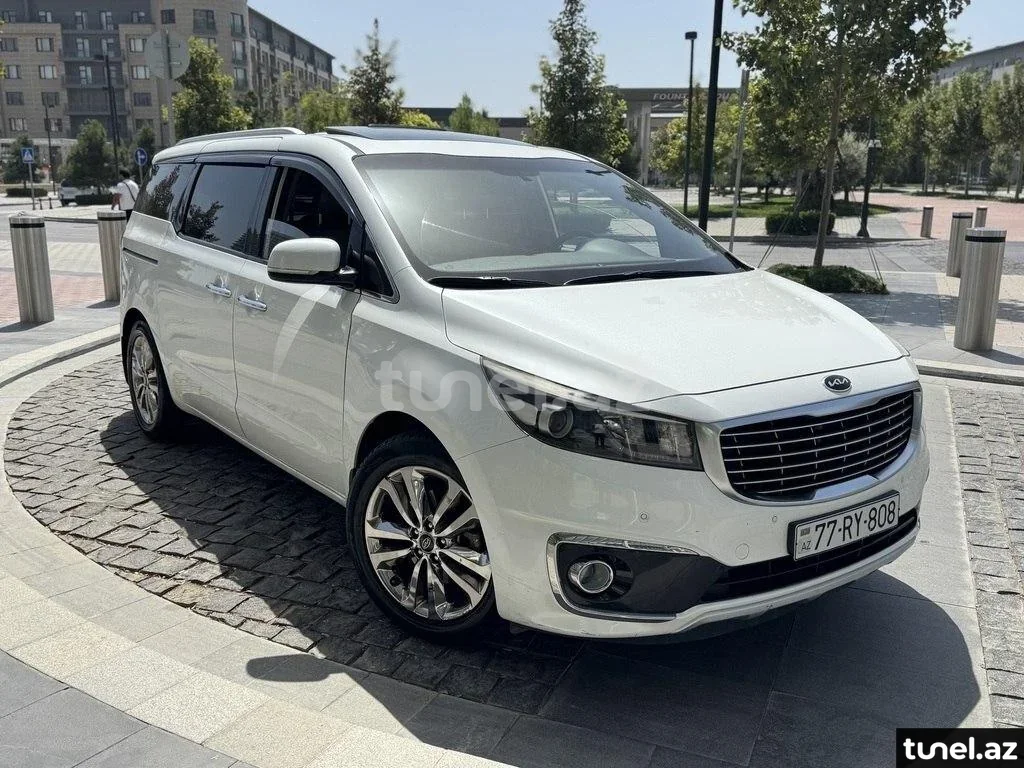 Kia Carnival 2016