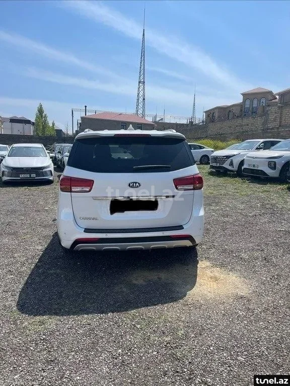 Kia Carnival 2015