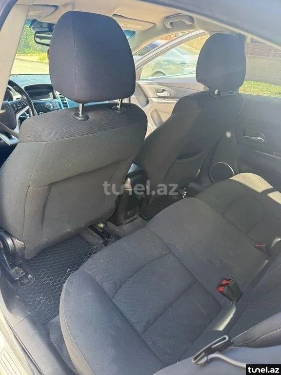 Chevrolet Cruze 2012
