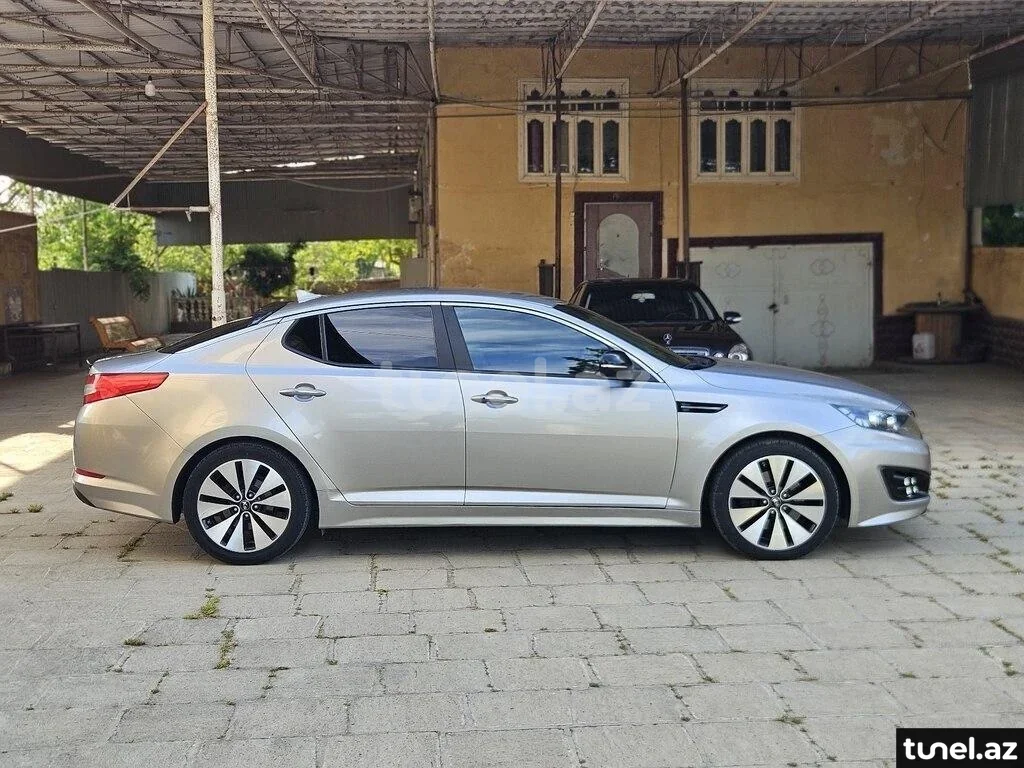 Kia K5 2012