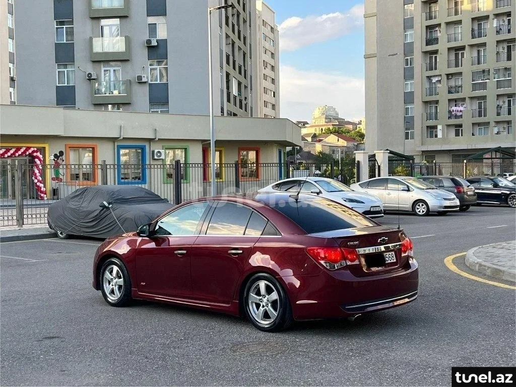 Chevrolet Cruze 2012