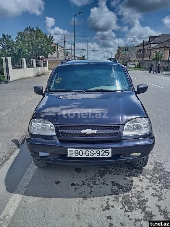 Chevrolet Niva 2005