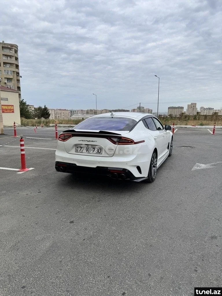 Kia Stinger 2017