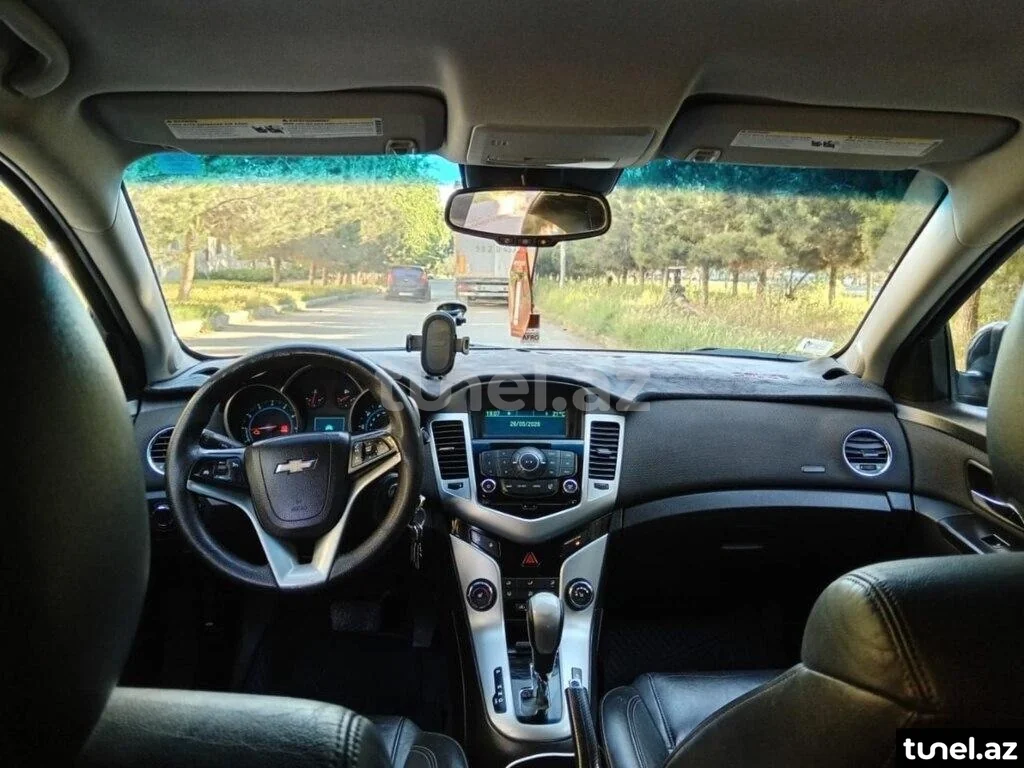 Chevrolet Cruze 2012
