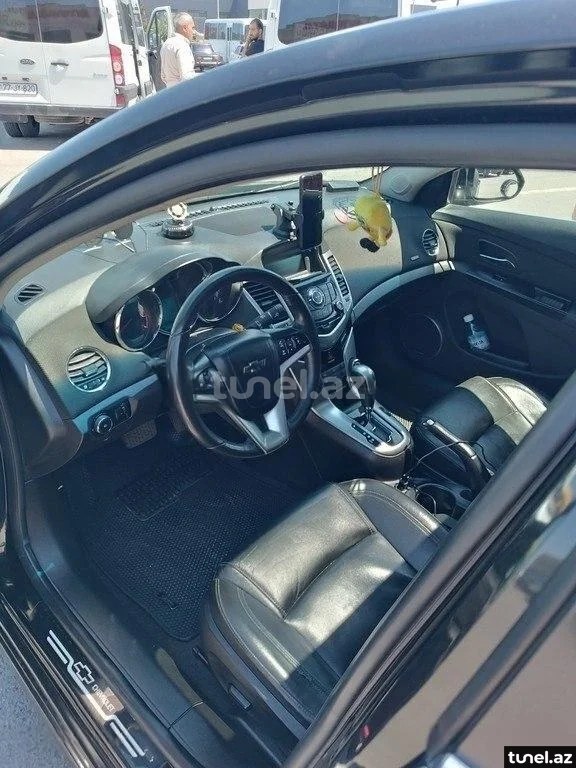 Chevrolet Cruze 2012
