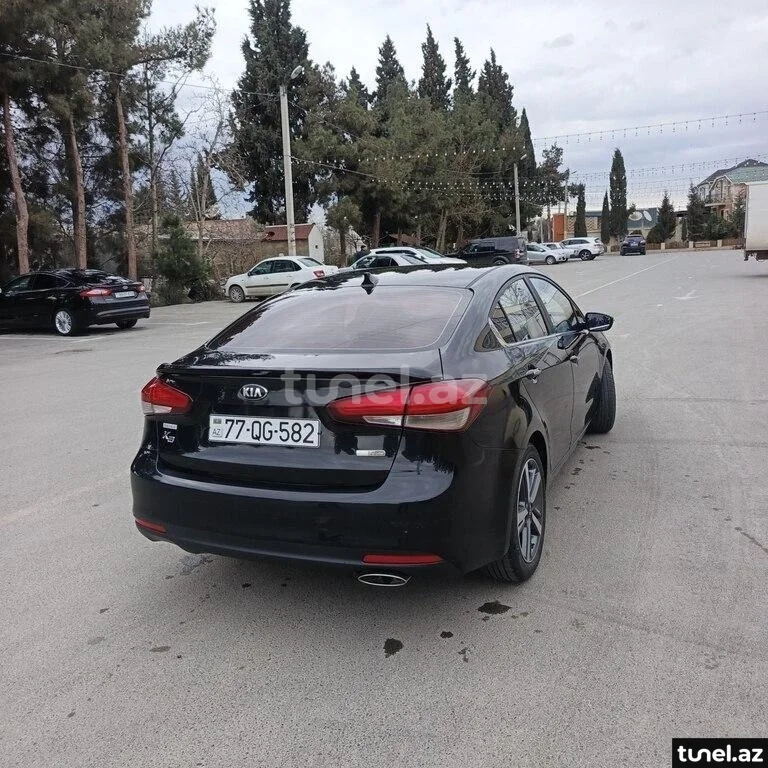 Kia K3 2016