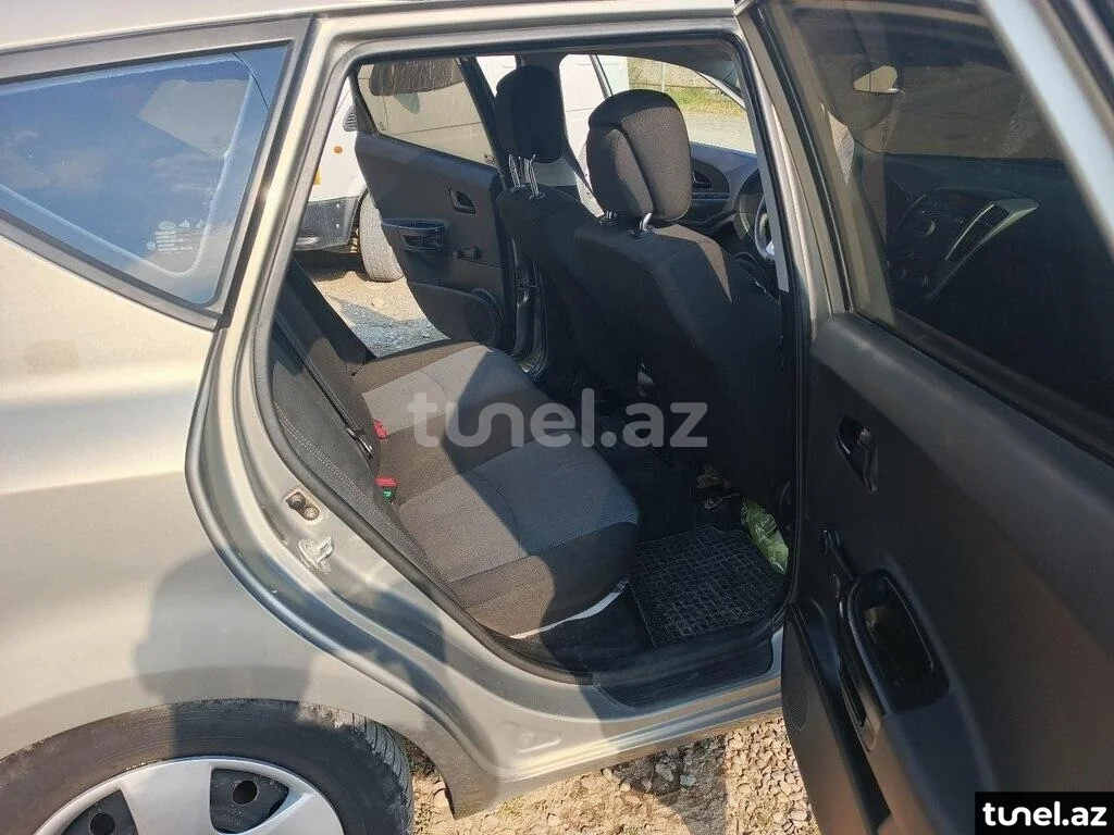 Kia Ceed SW 2011