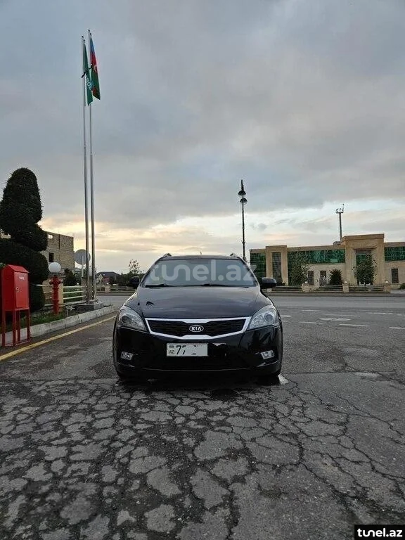 Kia Ceed SW 2011