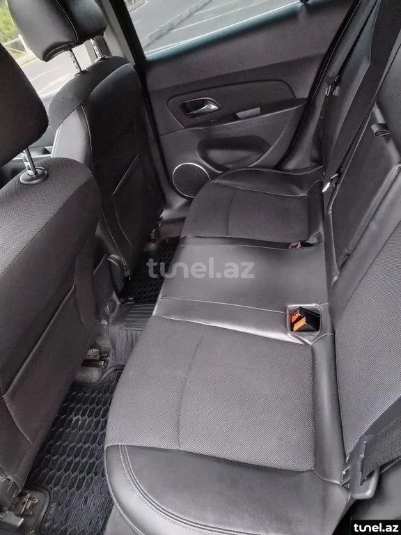 Chevrolet Cruze 2013