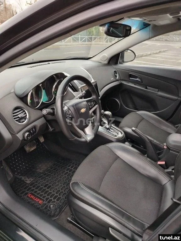 Chevrolet Cruze 2013