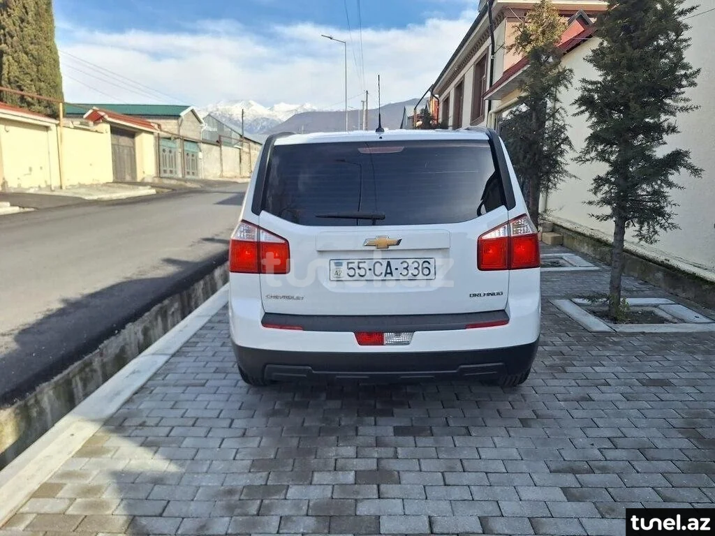 Chevrolet Orlando 2011