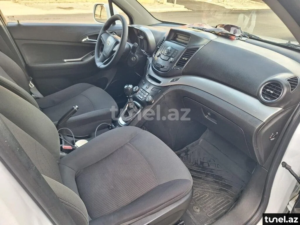 Chevrolet Orlando 2011