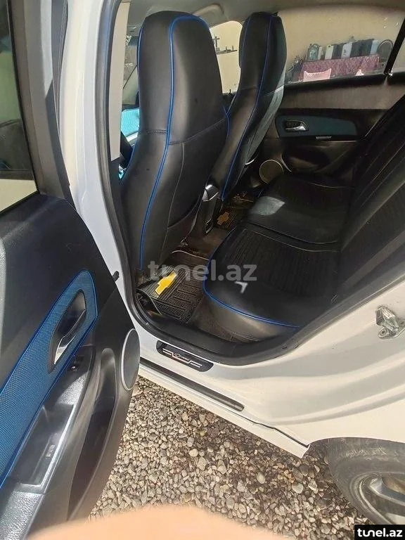 Chevrolet Cruze 2012