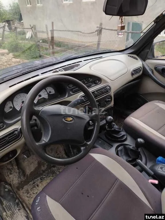 Chevrolet Niva 2006