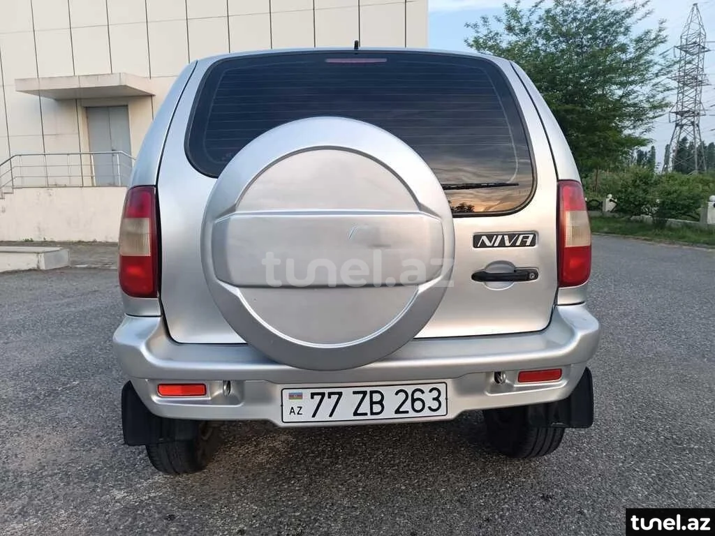 Chevrolet Niva 2008