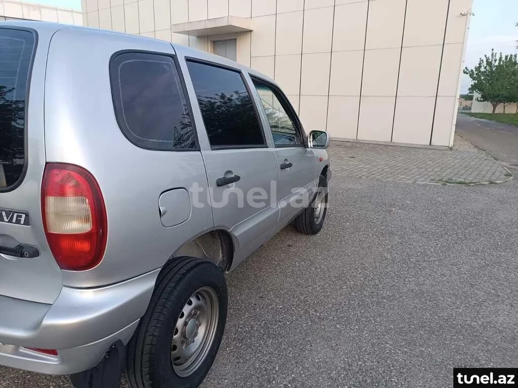 Chevrolet Niva 2008