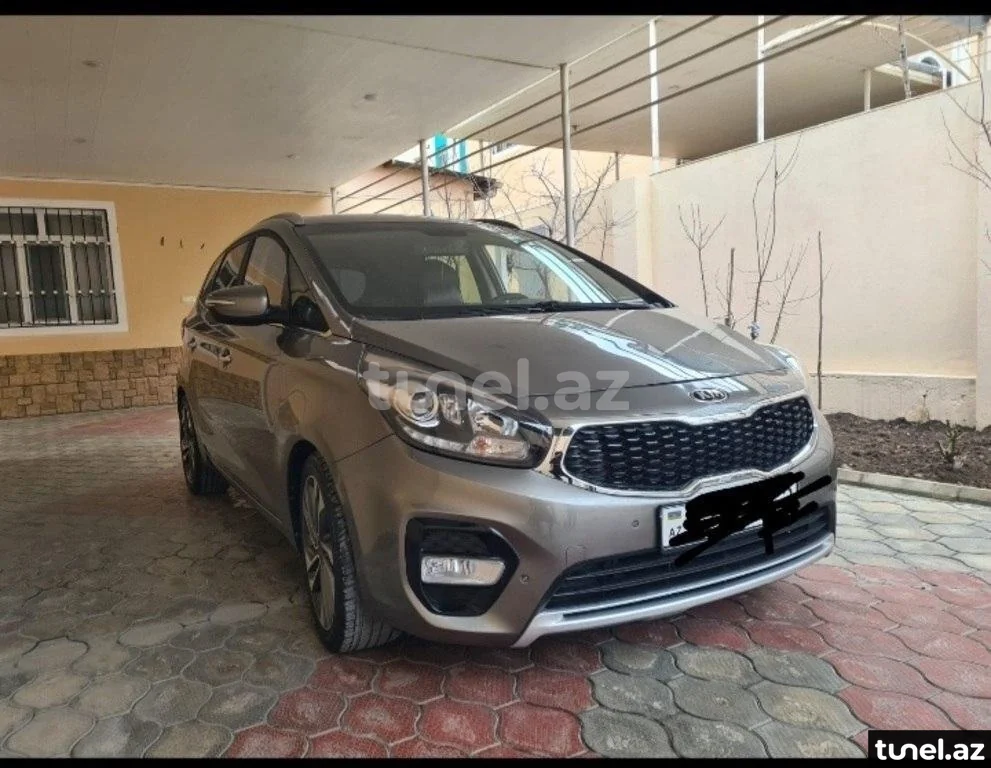 Kia Carens 2017