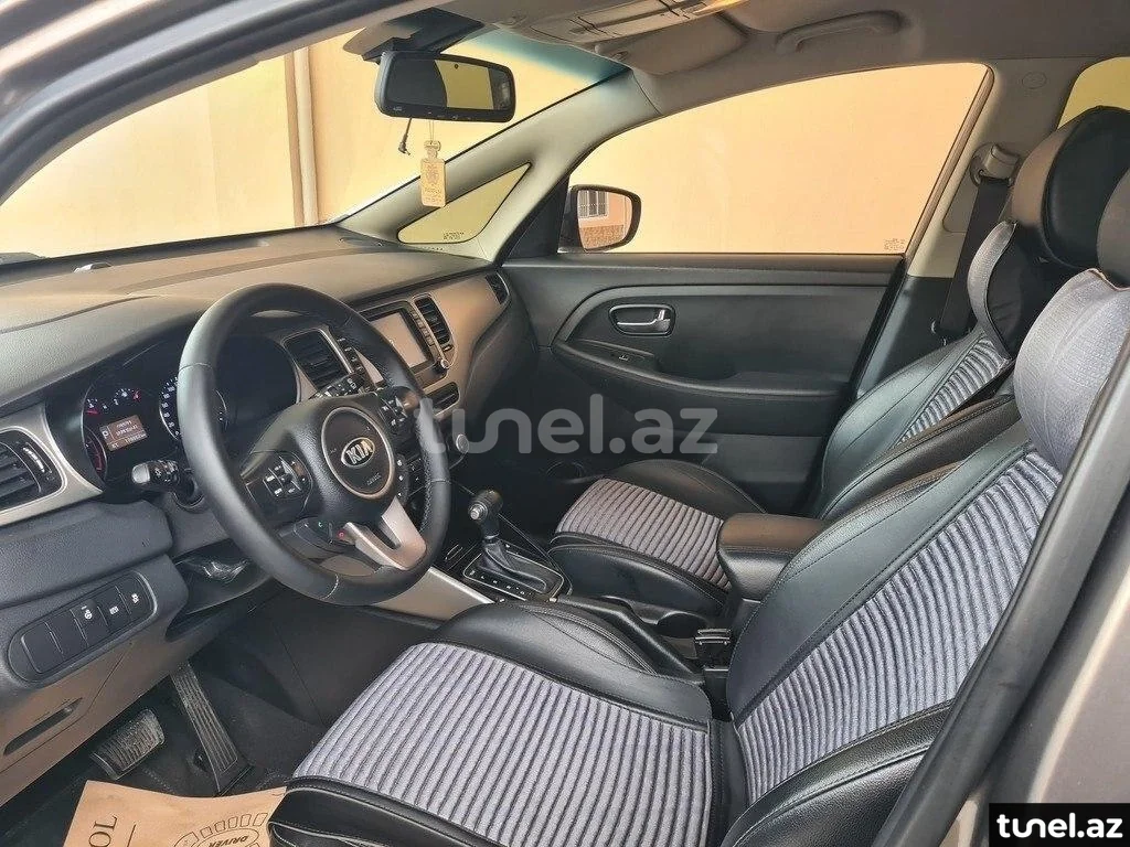 Kia Carens 2017