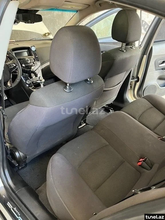 Chevrolet Cruze 2012