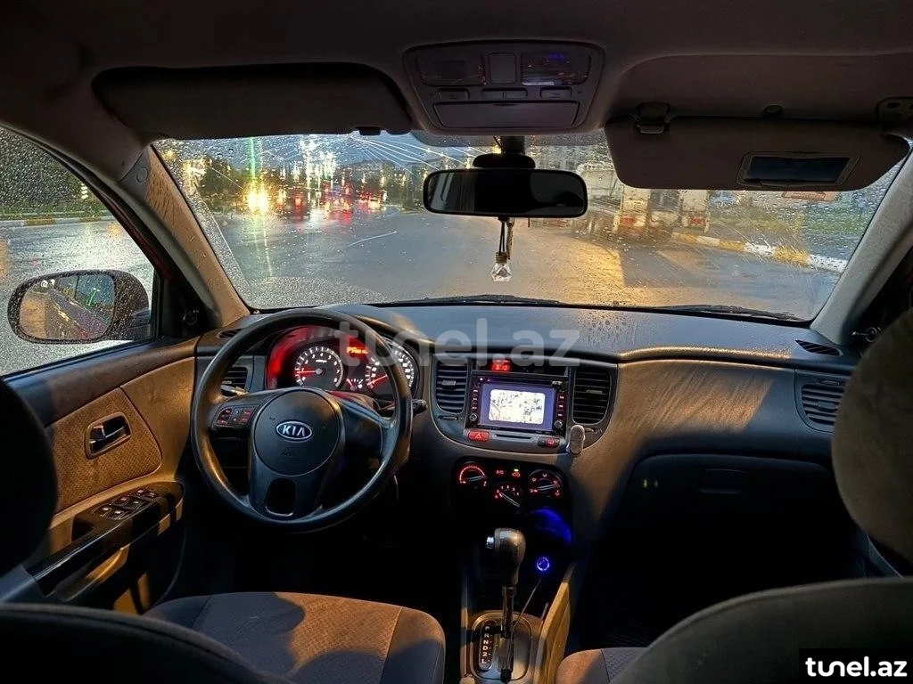 Kia Rio 2010