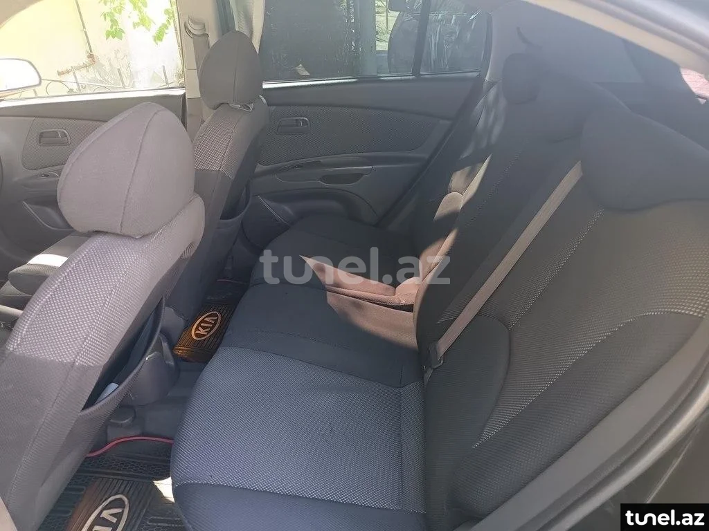 Kia Rio 2006
