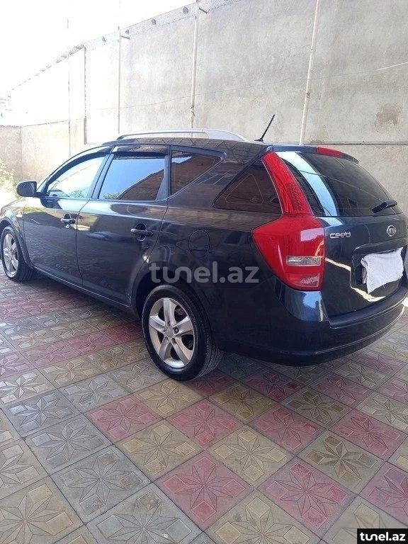 Kia Ceed SW 2010