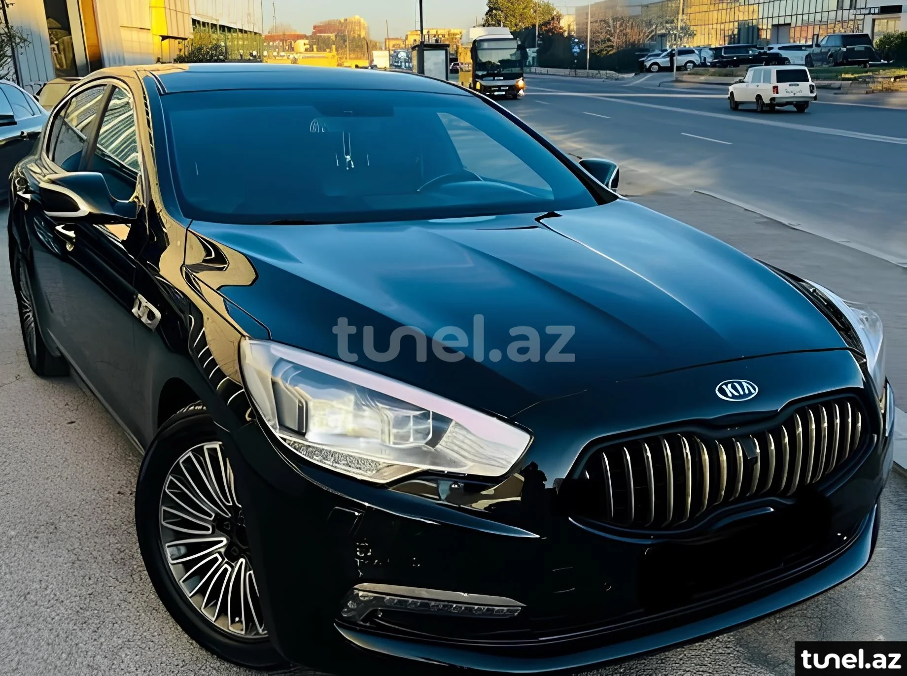 Kia Quoris 2012