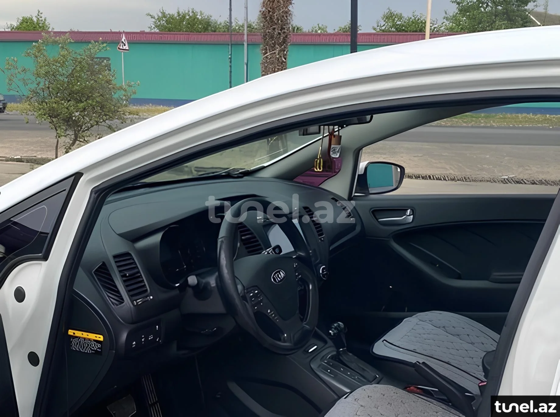 Kia K3 2015