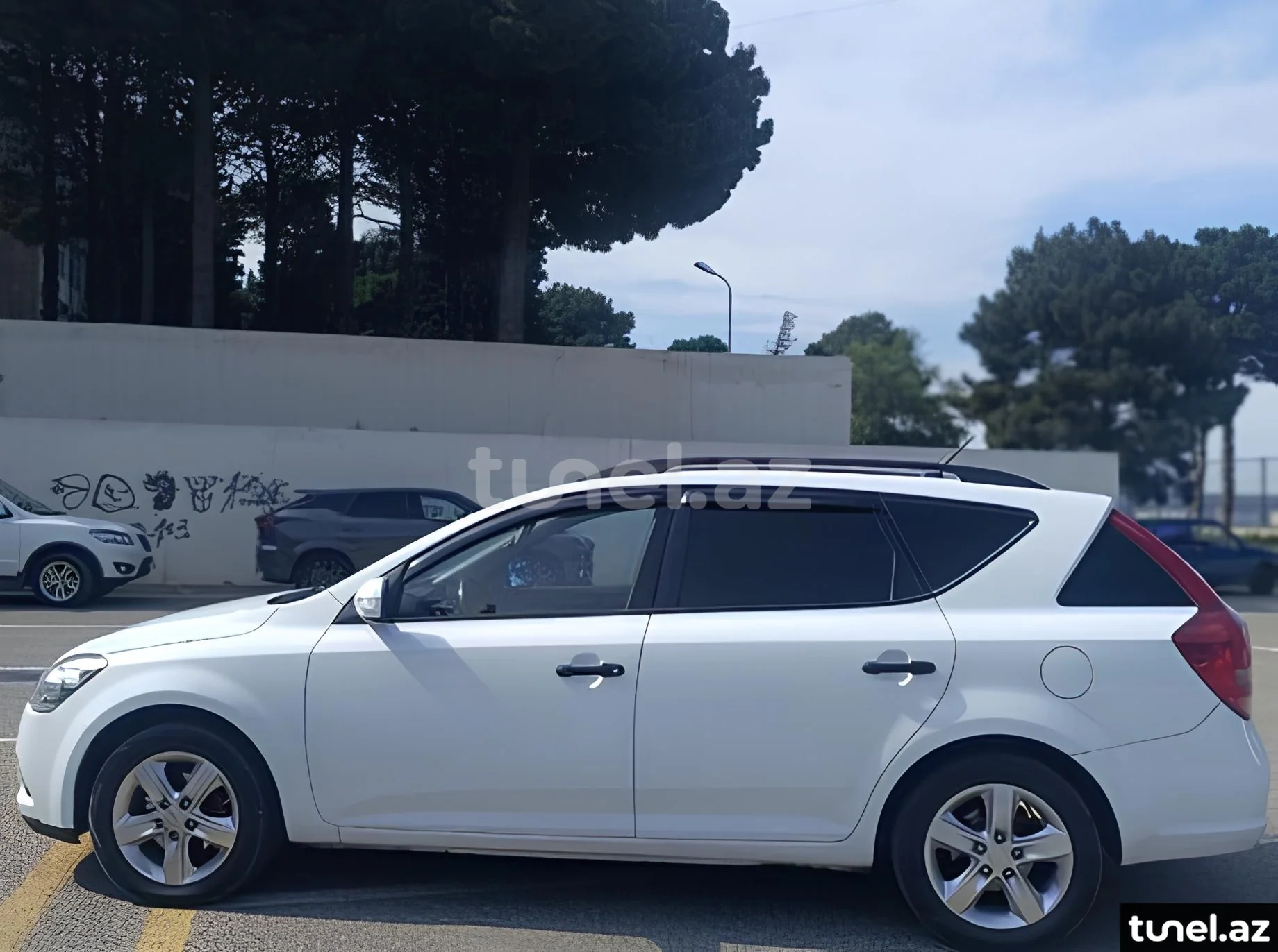 Kia Ceed SW 2011