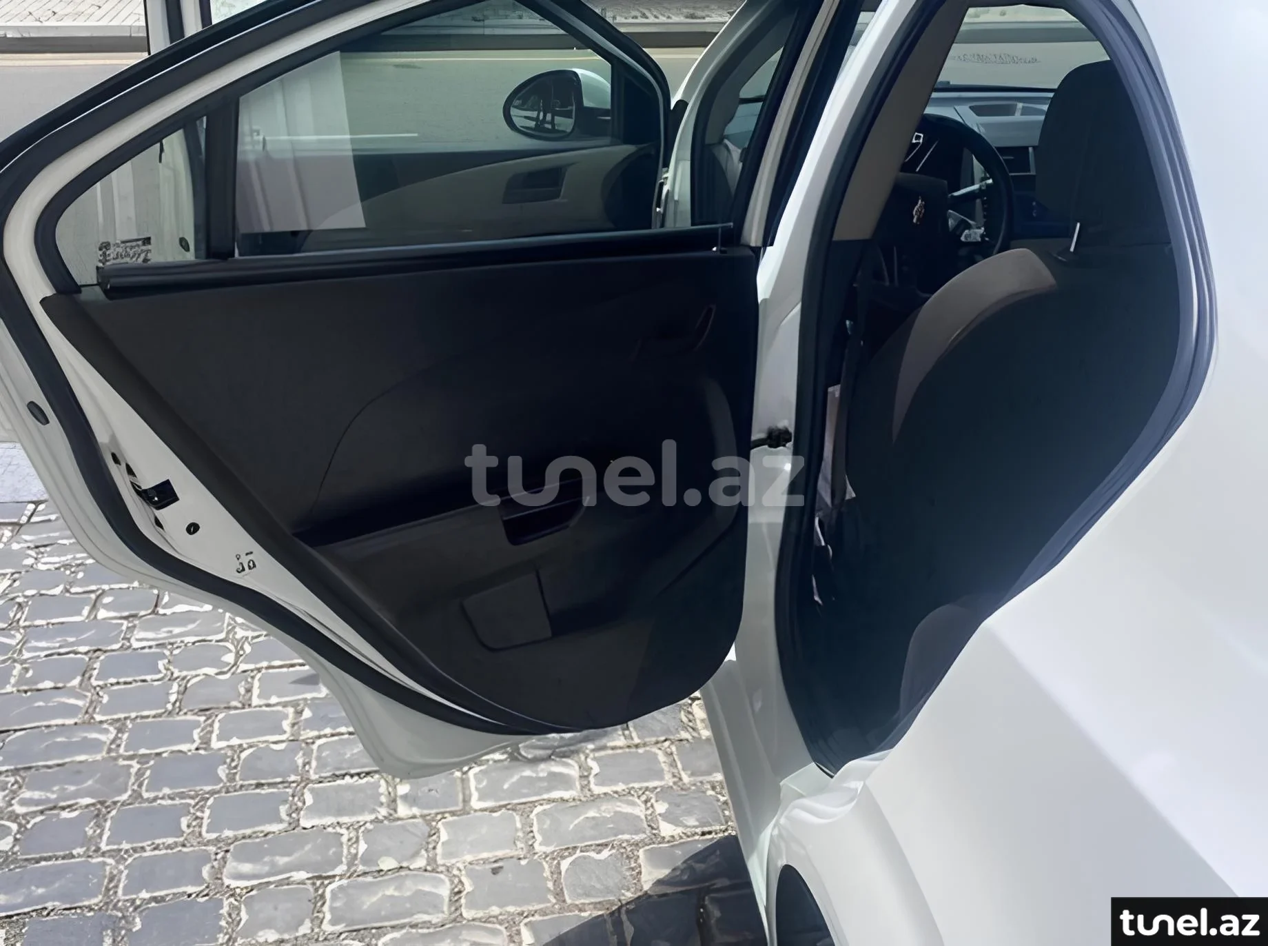 Chevrolet Aveo 2015
