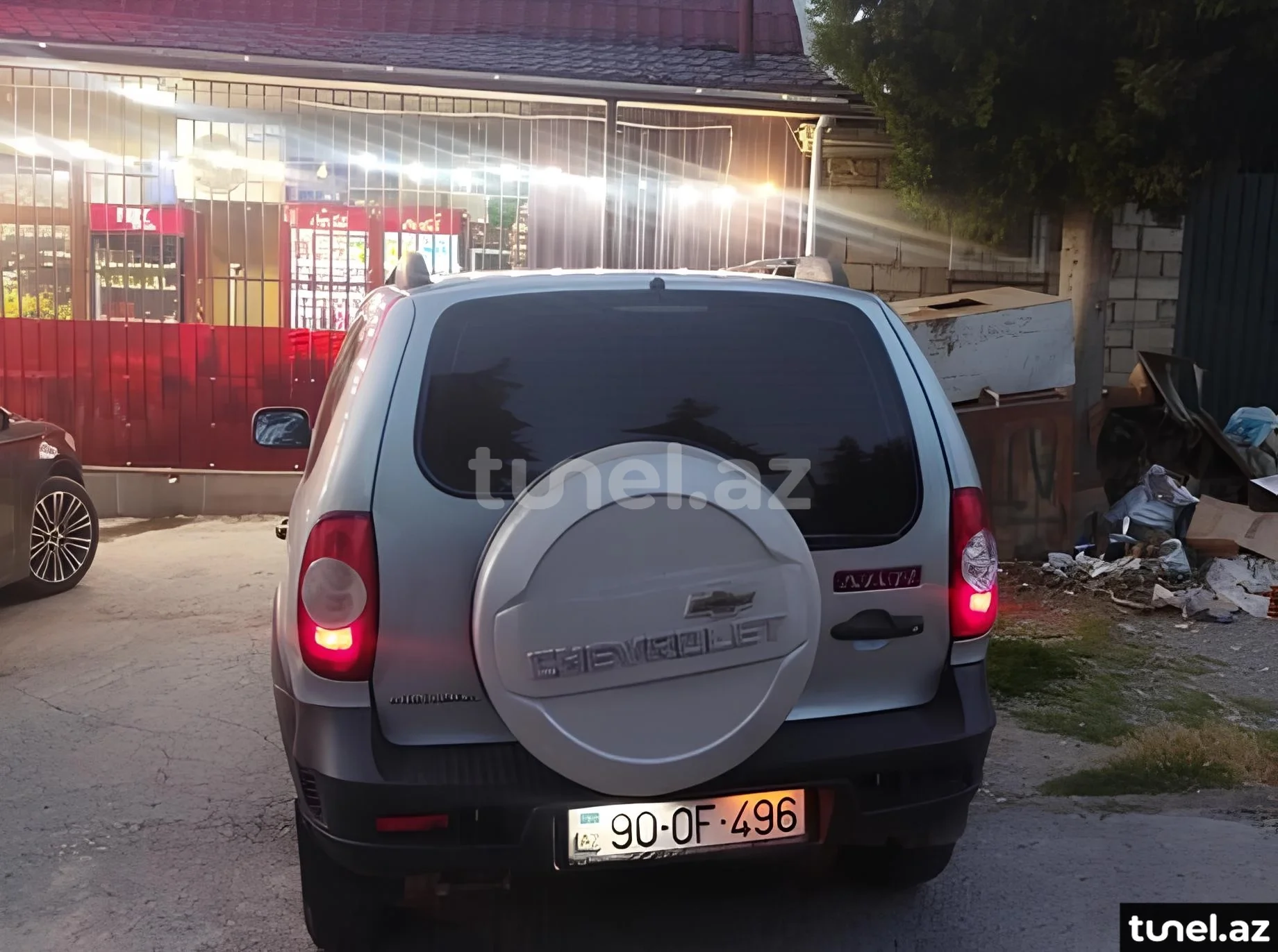 Chevrolet Niva 2012
