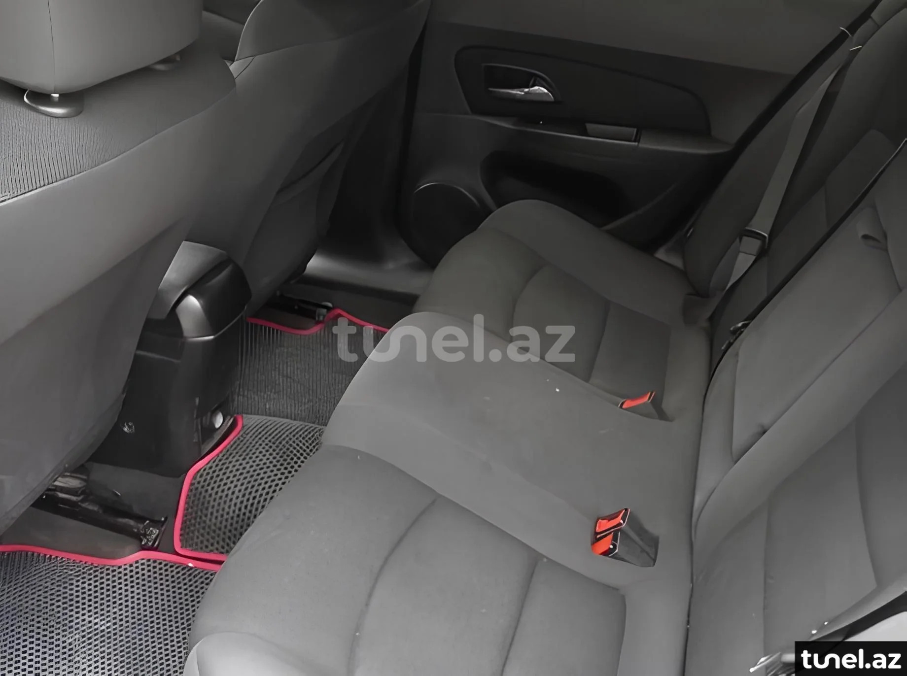Chevrolet Cruze 2013