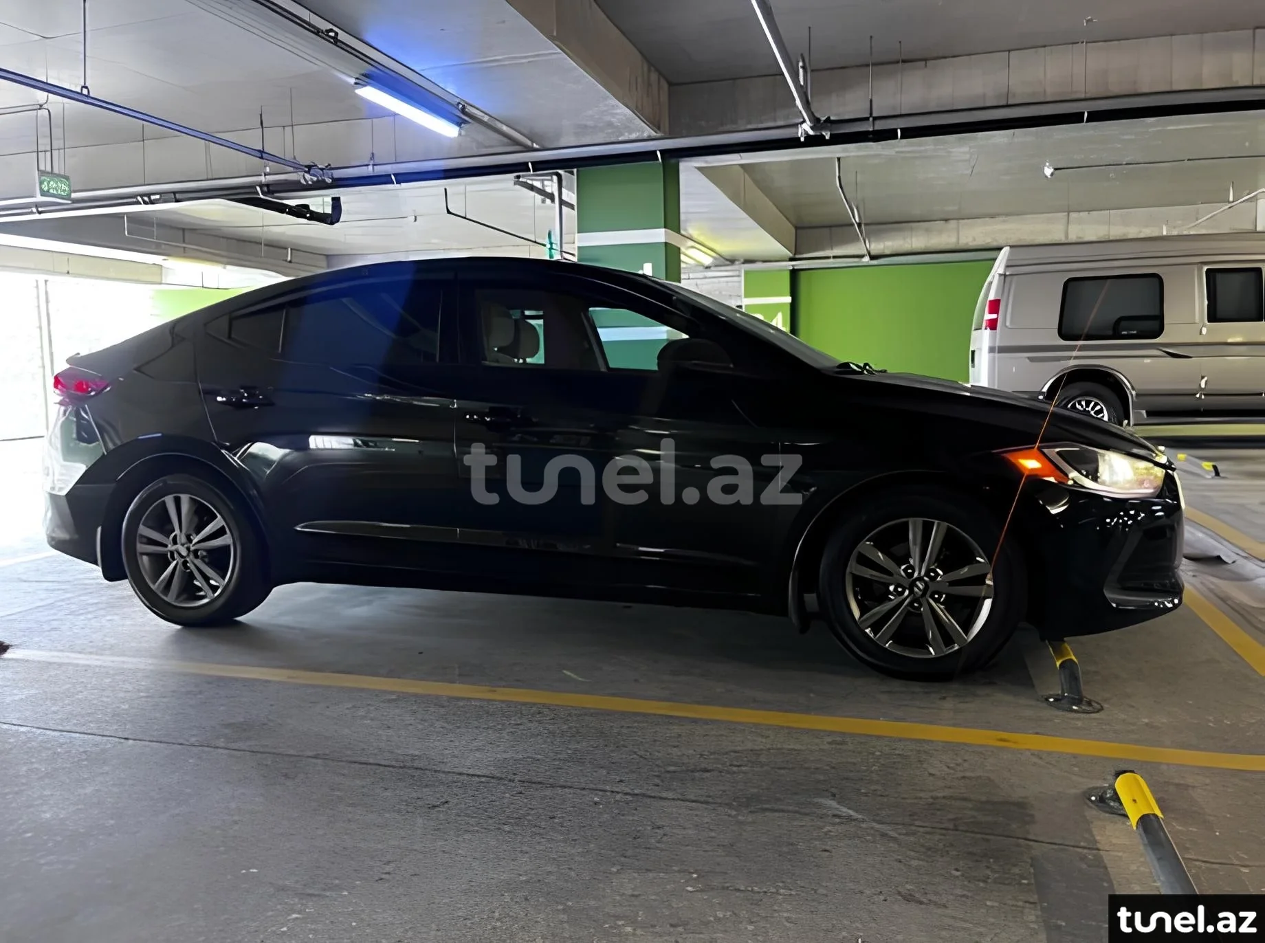 Hyundai Elantra 2017