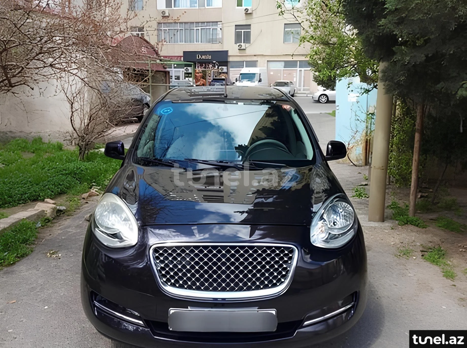 Nissan March 2014