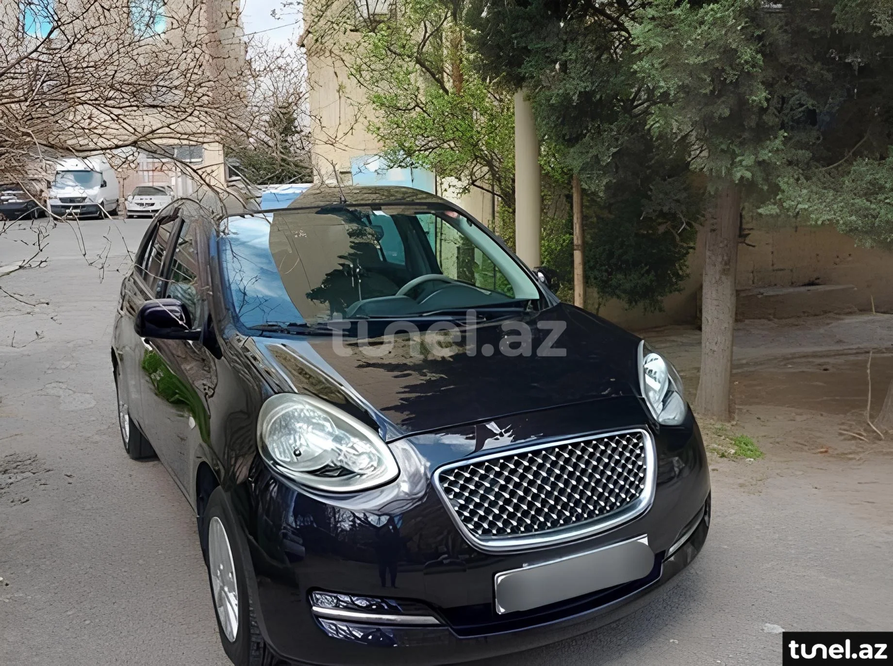 Nissan March 2014