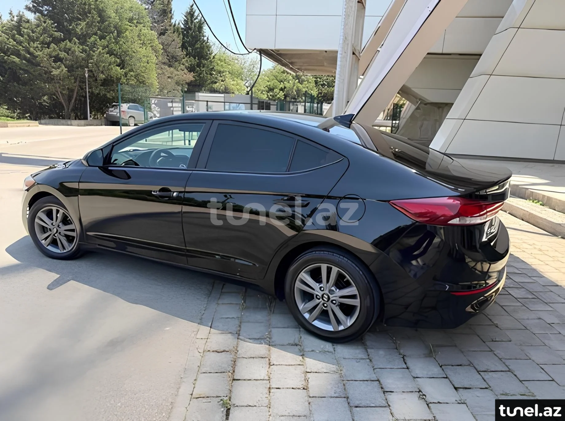 Hyundai Elantra 2017