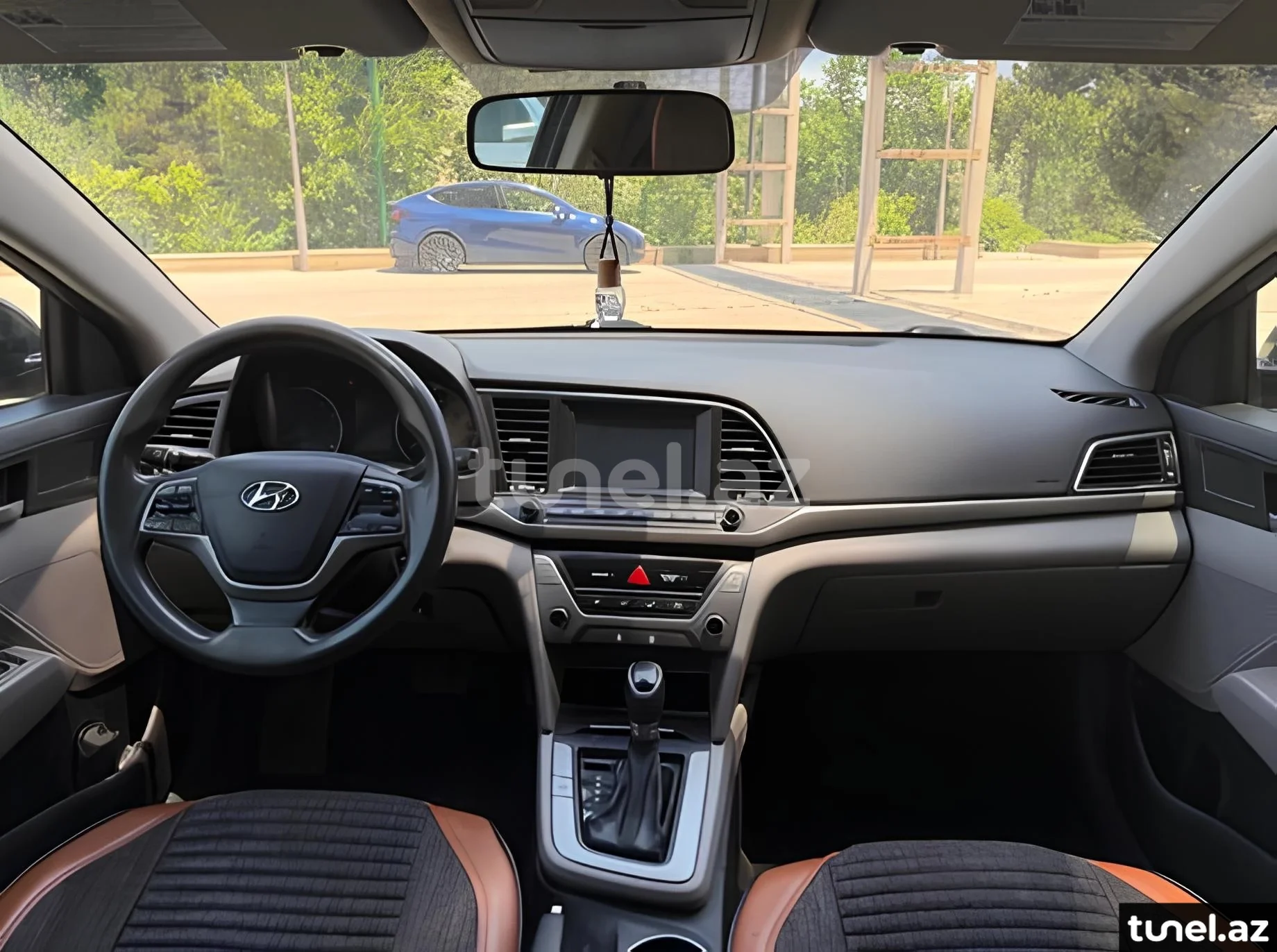 Hyundai Elantra 2017