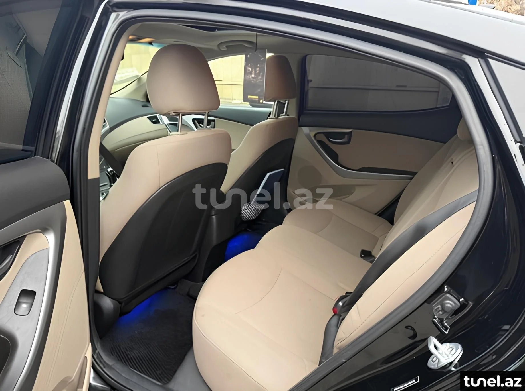 Hyundai Elantra 2015