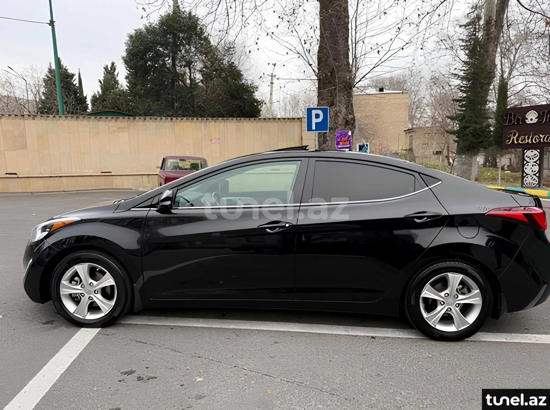 Hyundai Elantra 2015