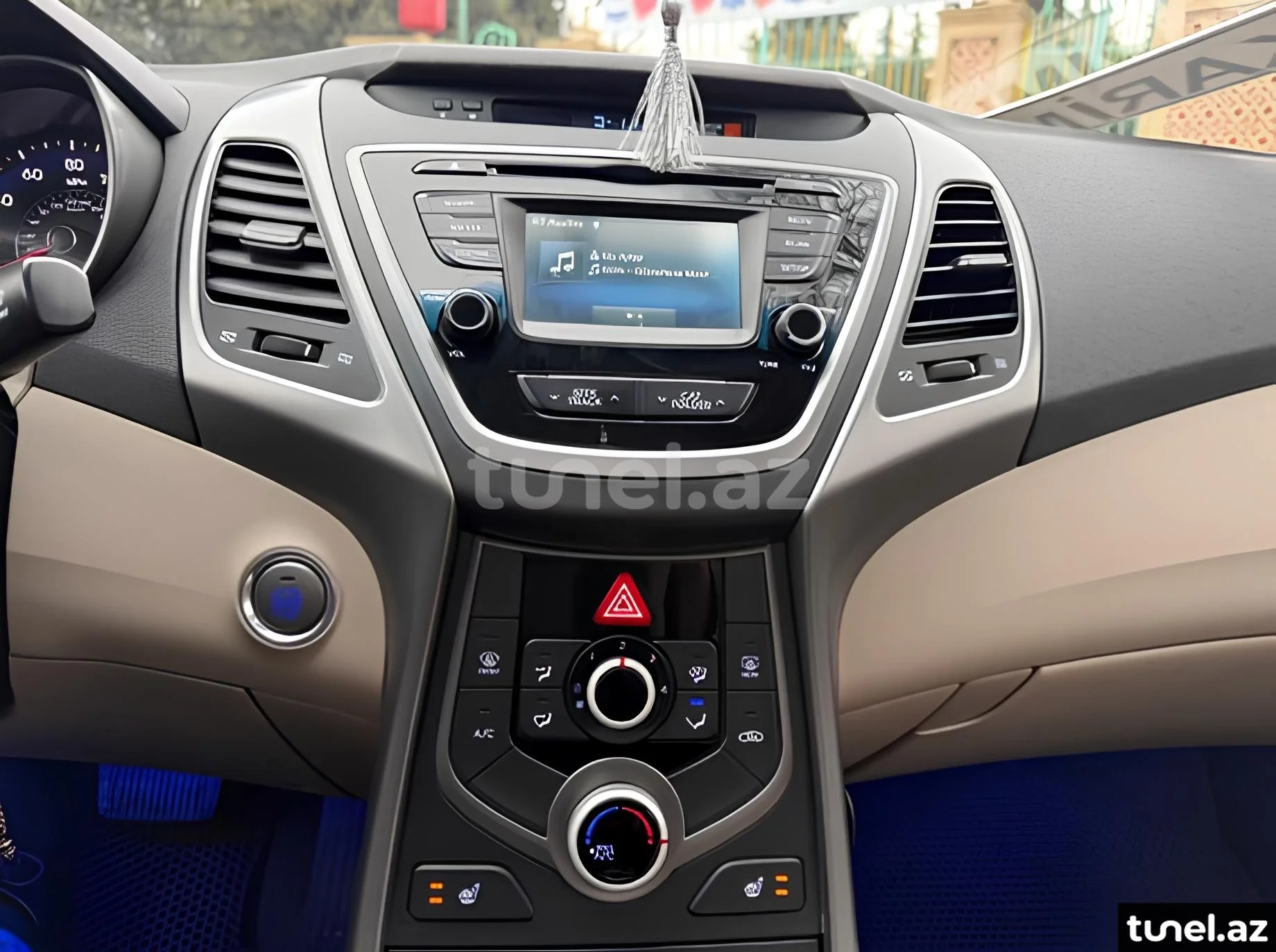 Hyundai Elantra 2015