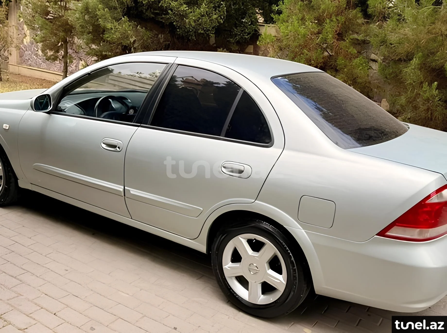 Nissan Sunny 2007