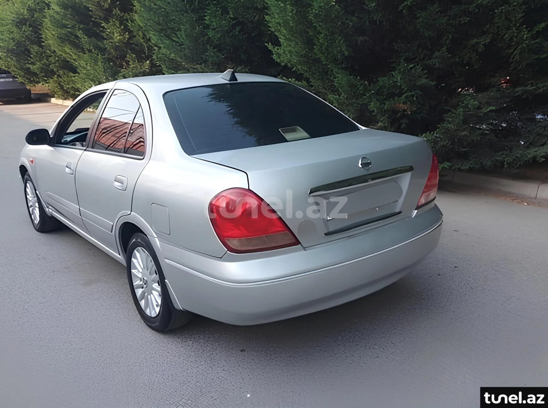 Nissan Sunny 2008