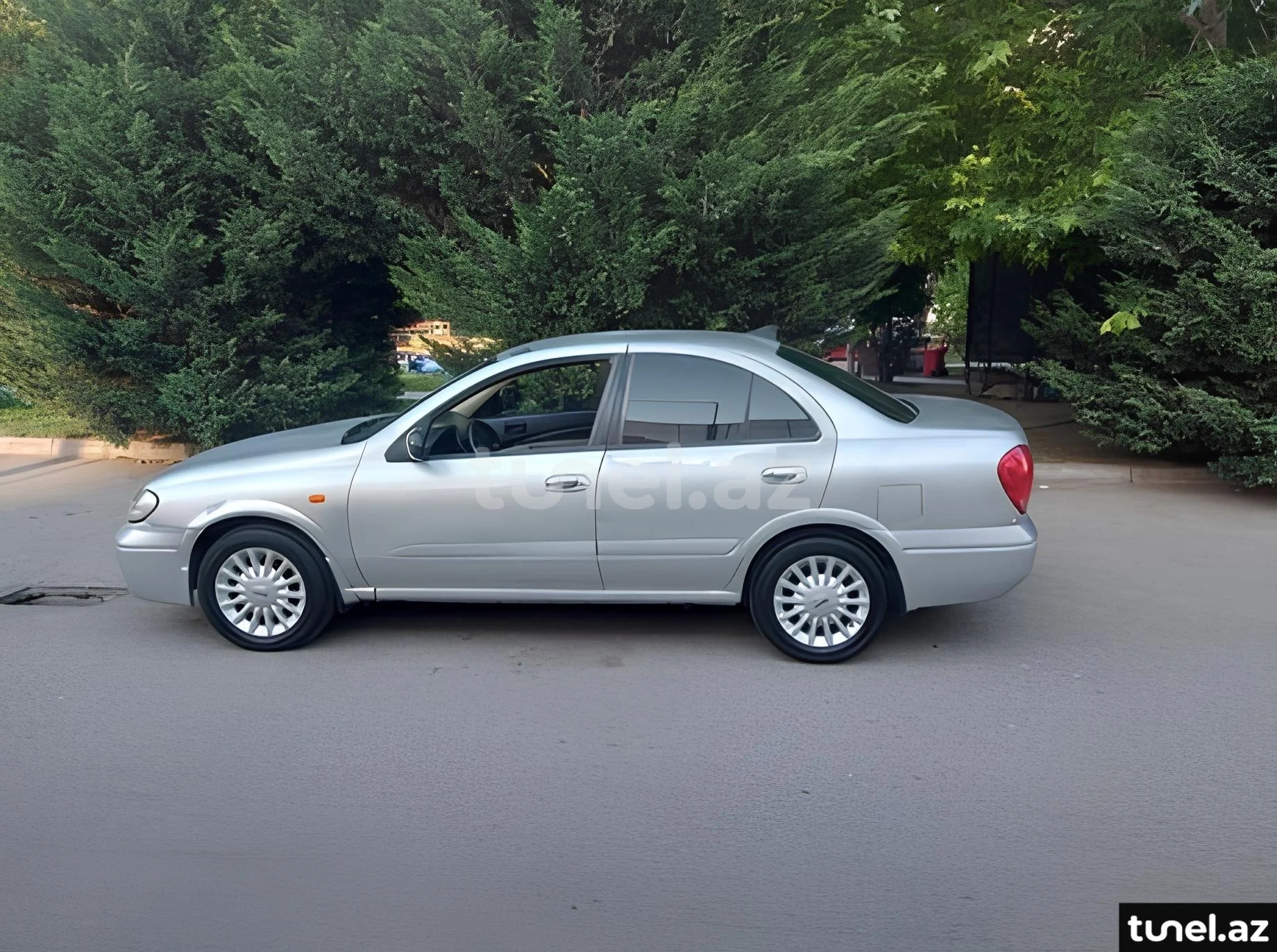 Nissan Sunny 2008