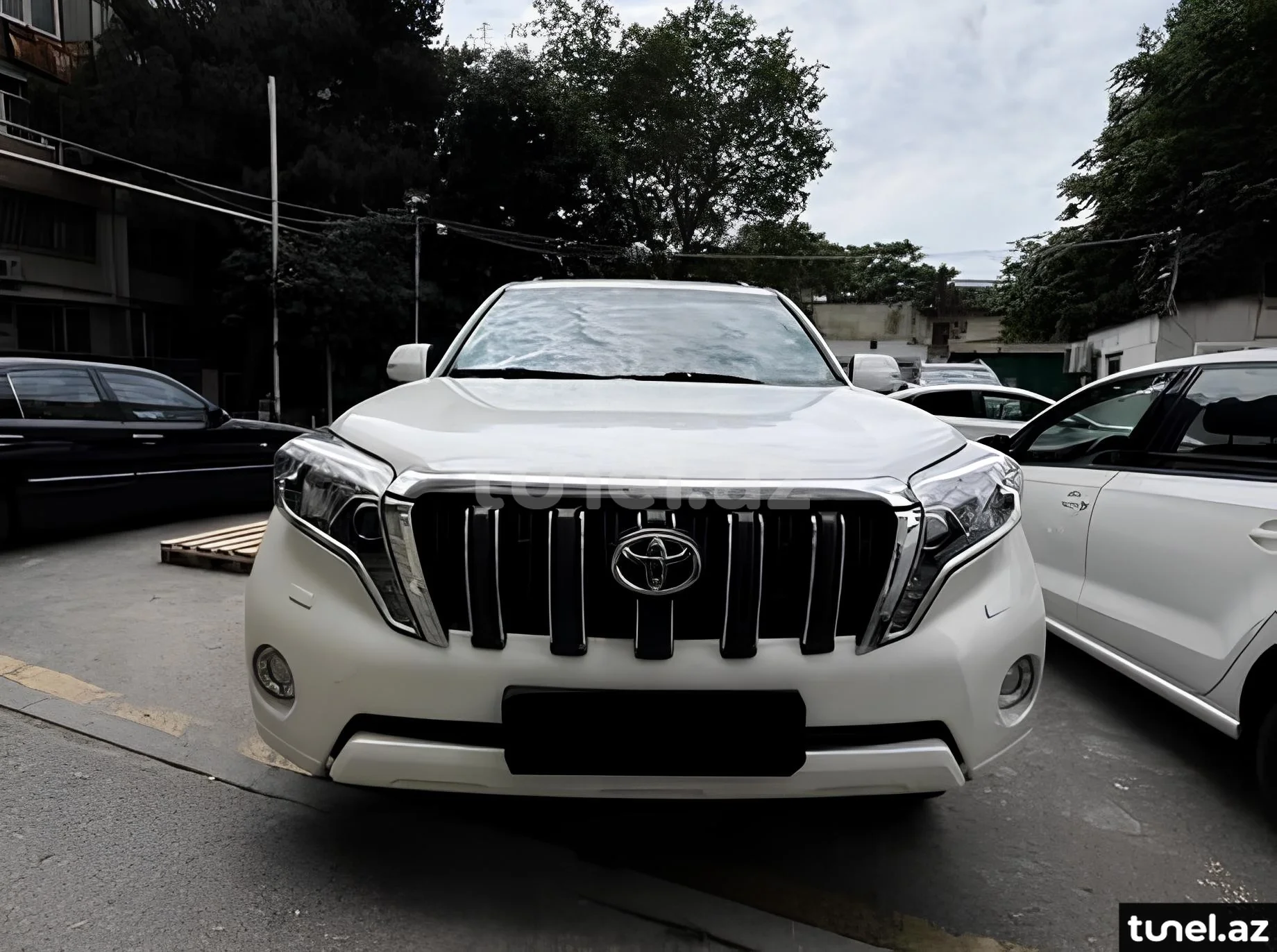 Toyota Land Cruiser Prado 2013